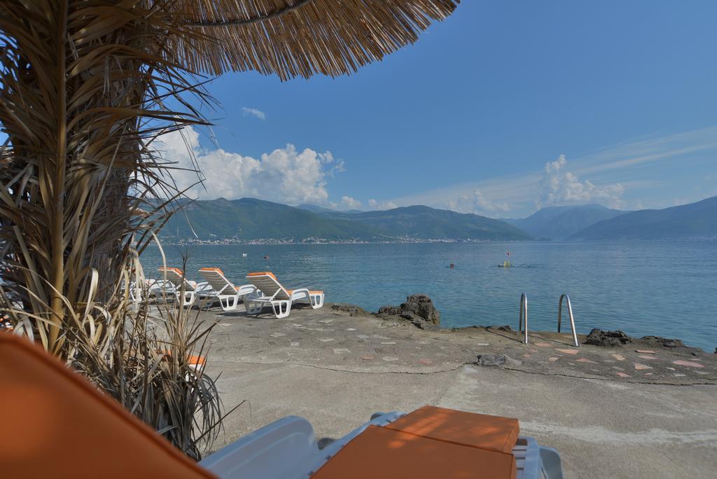 Apartments Palace Mira Mare 蒂瓦特 外观 照片