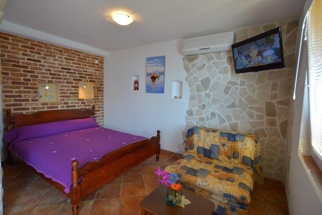 Apartments Palace Mira Mare 蒂瓦特 客房 照片