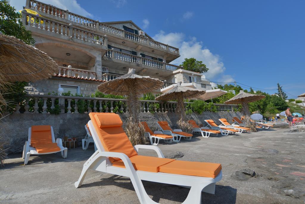 Apartments Palace Mira Mare 蒂瓦特 外观 照片