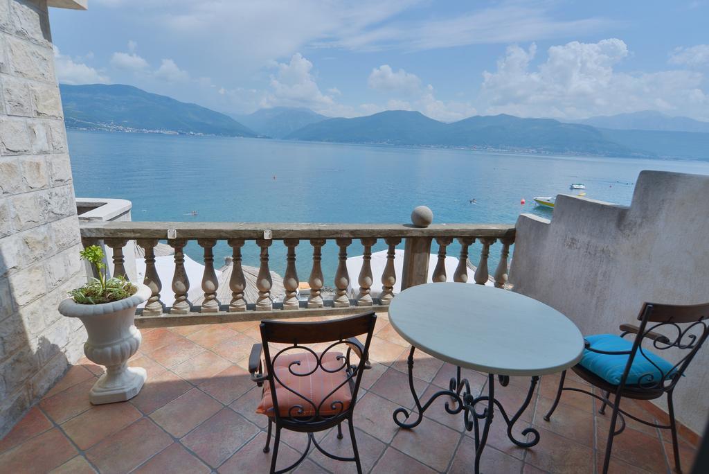 Apartments Palace Mira Mare 蒂瓦特 客房 照片